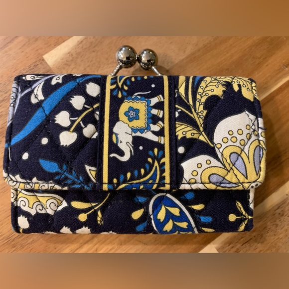 Vera Bradley Satchel and Wallet Combo - Picture 3 of 16
